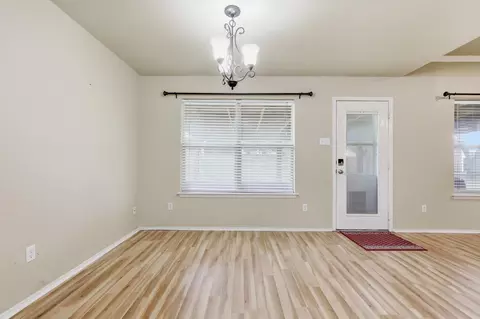 Living - 6421 Peak View Ct, Midlothian, TX 76065 photo 5 of 7