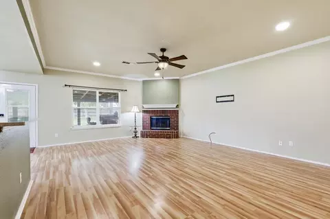 Living - 6421 Peak View Ct, Midlothian, TX 76065 photo 1 of 7
