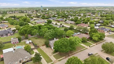 View/Area - 6421 Peak View Ct, Midlothian, TX 76065 photo 1 of 4