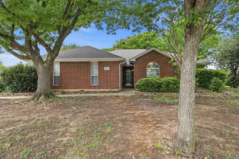 6421 Peak View Ct, Midlothian, TX 76065