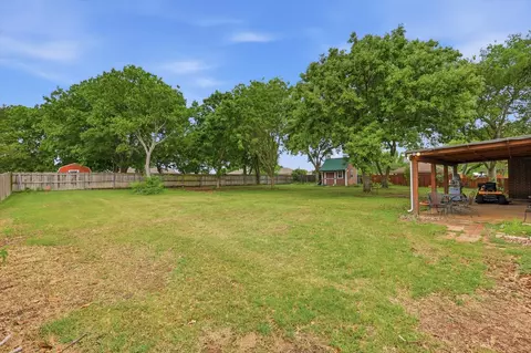Exterior - 6421 Peak View Ct, Midlothian, TX 76065 photo 6 of 8