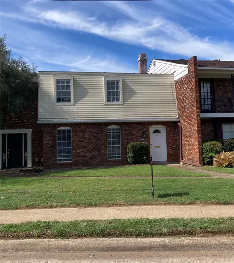 908 E Kings Hwy, Shreveport, LA 71105
