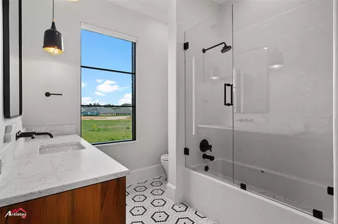 Bath - 236 Sam Willen Dr, Benton, LA 71006 photo 7 of 8