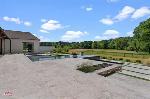 Exterior - 236 Sam Willen Dr, Benton, LA 71006 photo 7 of 9