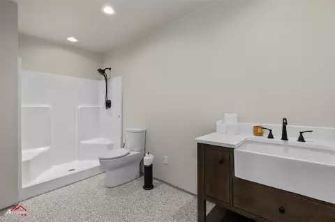 Bath - 236 Sam Willen Dr, Benton, LA 71006 photo 8 of 8