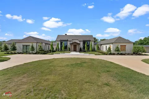 Exterior - 236 Sam Willen Dr, Benton, LA 71006 photo 3 of 9
