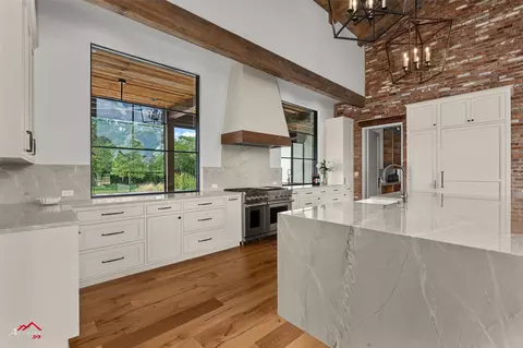 Kitchen - 236 Sam Willen Dr, Benton, LA 71006 photo 2 of 5