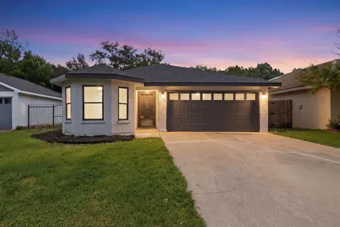 3611 Alexandria Dr, Arlington, TX 76015