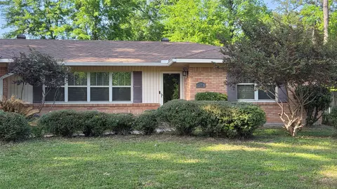 706 Livingston Ave, Shreveport, LA 71107