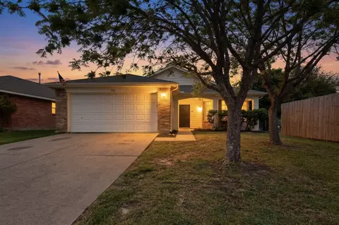 1502 Warrington Way, Forney, TX 75126
