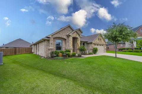 408 Valley Brook Ct, Waxahachie, TX 75165