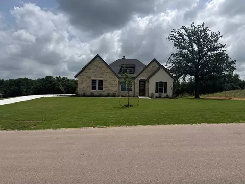 128 Oak Grove Way, Springtown, TX 76082