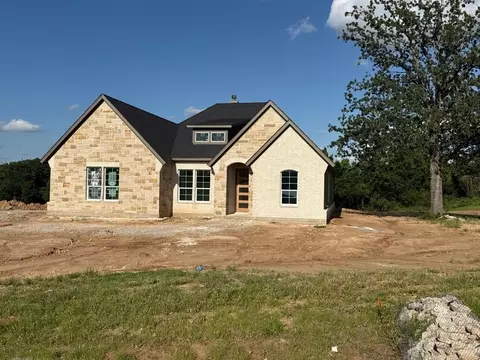128 Oak Grove Way, Springtown, TX 76082