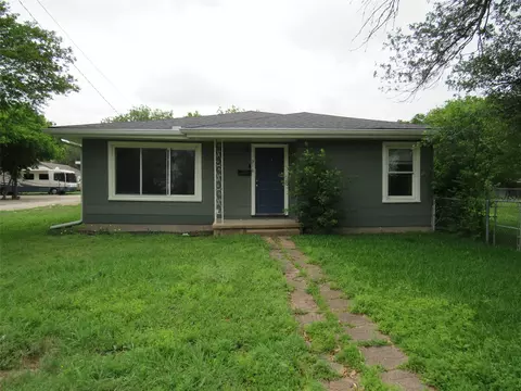 218 N Pearl St, Mart, TX 76664