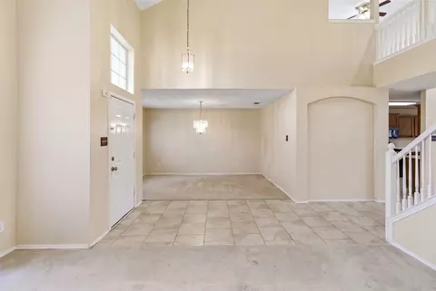 Living - 531 Pecan Leaf Dr, Lancaster, TX 75146 photo 3 of 12