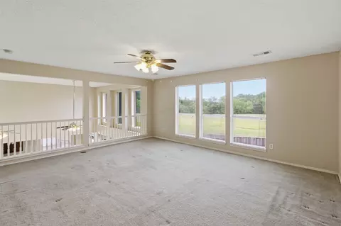 Living - 531 Pecan Leaf Dr, Lancaster, TX 75146 photo 12 of 12