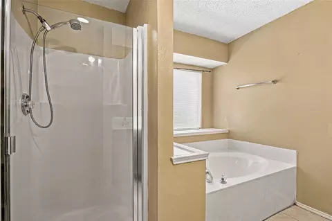 Bath - 531 Pecan Leaf Dr, Lancaster, TX 75146 photo 2 of 4