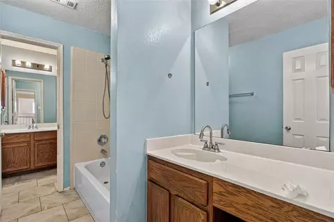 Bath - 531 Pecan Leaf Dr, Lancaster, TX 75146 photo 4 of 4