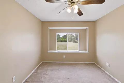 Bedroom - 531 Pecan Leaf Dr, Lancaster, TX 75146 photo 3 of 5