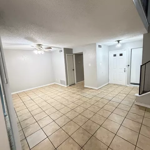 818 Saint Andrews Ct, Garland, TX 75043