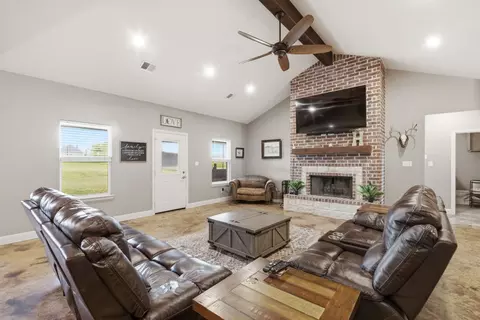 Other - 1012 Justin Dr, Springtown, TX 76082 photo 1 of 6