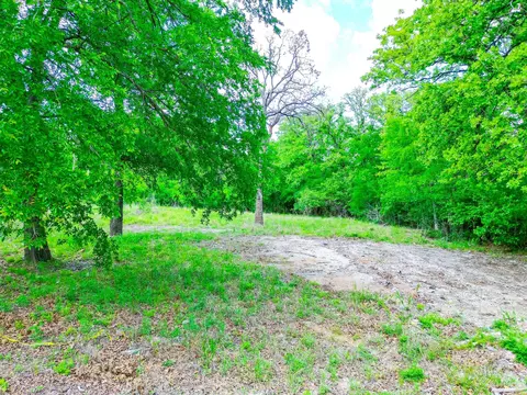 1494 Lynock Ln, Azle, TX 76020