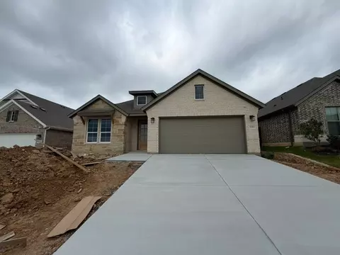 509 Waterford Park Blvd, Weatherford, TX 76087