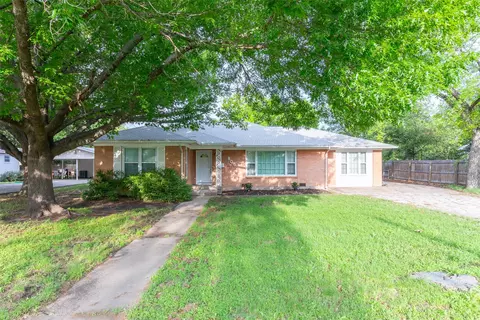 805 S Seaman St, Eastland, TX 76448