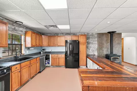 Kitchen - 373 Brook Dr, Abilene, TX 79602 photo 6 of 7