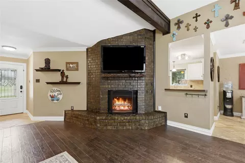 10164 Indian Mound Rd, Fort Worth, TX 76108