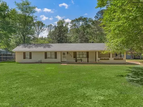 533 W Mckinley Ave, Haughton, LA 71037