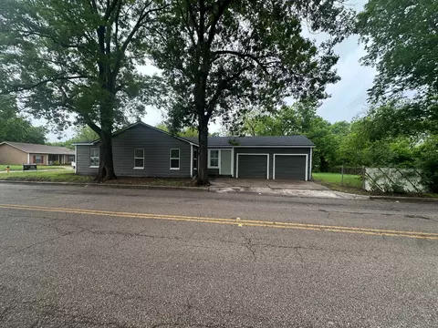 Exterior - 3401 Windsor Ave, Waco, TX 76708 photo 9 of 13