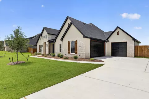 140 Chapowits, Godley, TX 76044