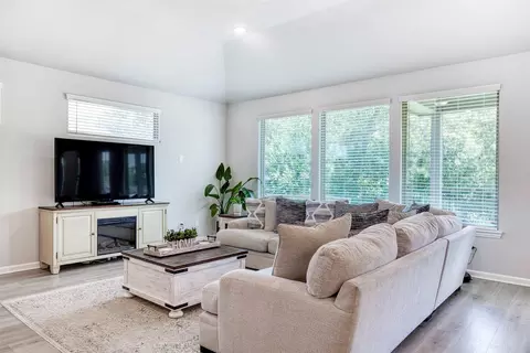 Living - 2012 Pacific Ave, Anna, TX 75409 photo 3 of 5
