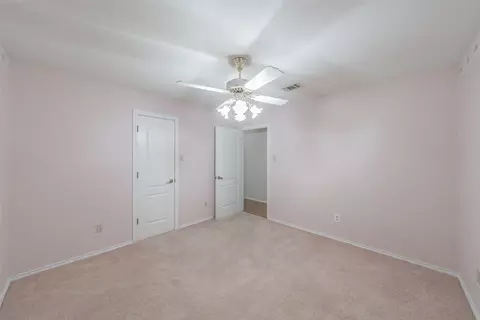 Bedroom - 702 Jonathan Dr, Euless, TX 76040 photo 5 of 9
