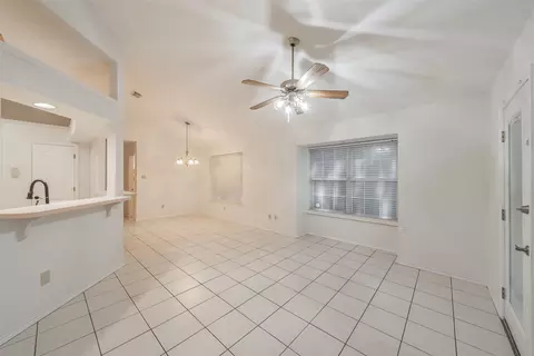 Living - 702 Jonathan Dr, Euless, TX 76040 photo 5 of 7