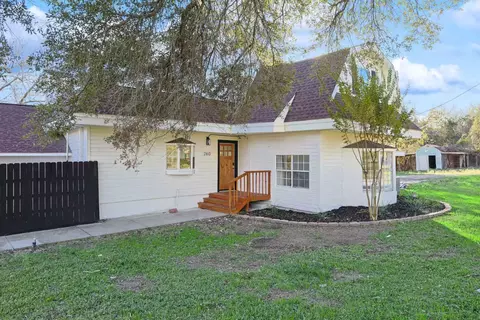 260 Mcgraw Ln, Sherman, TX 75090