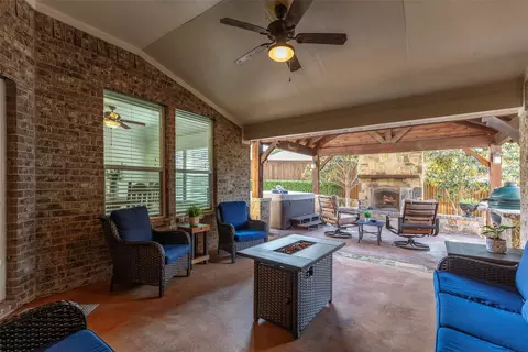 613 Fortinbras Dr, Mckinney, TX 75071