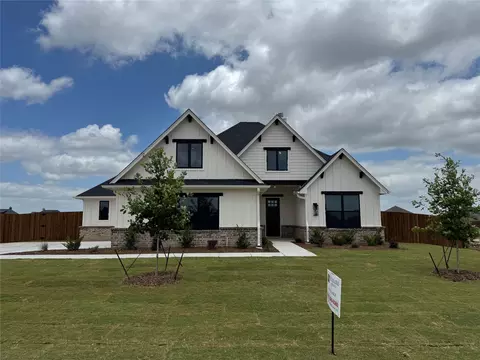 136 Chapowits, Godley, TX 76044