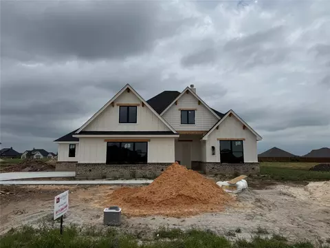 136 Chapowits, Godley, TX 76044