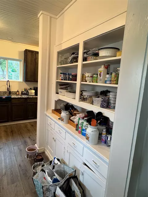 Kitchen - 2300 Lyle Ave, Waco, TX 76708 photo 2 of 6