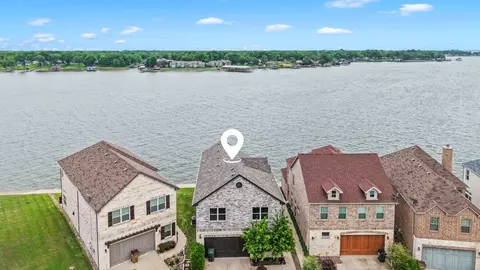 164 Marina Dr, Mabank, TX 75156