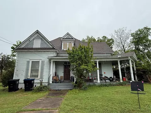 2213 Church St, Greenville, TX 75401