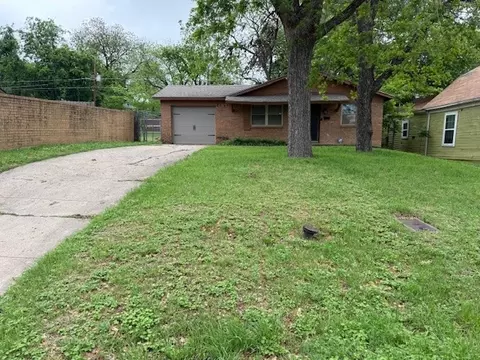2916 Refugio Ave, Fort Worth, TX 76106