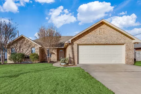 1521 Shawnee Rd, Waxahachie, TX 75165