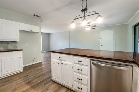 Kitchen - 1533 E Springcrest Cir, Lancaster, TX 75134 photo 1 of 5