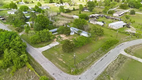 316 Summit Dr, Springtown, TX 76082