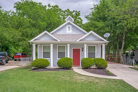 1503 Cherry St, Gainesville, TX 76240