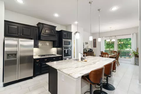 191 Daniel Dr, Van Alstyne, TX 75495