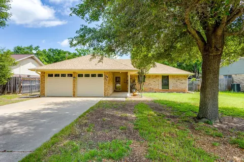 706 Holly Hill Rd, Mineral Wells, TX 76067